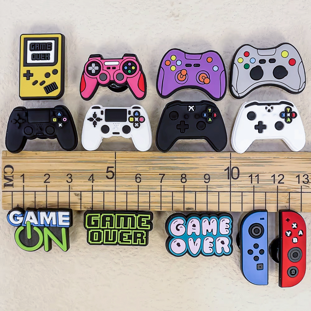 13 قطعة من زينة الأحذية على شك - مراجعة Gaming Accessories Boys وسعره