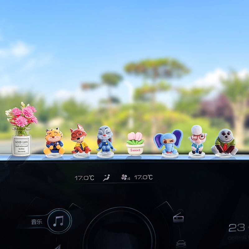 زينة سيارة كرتونية من زوتوبيا  - مراجعة Gaming Accessories Anime وسعره