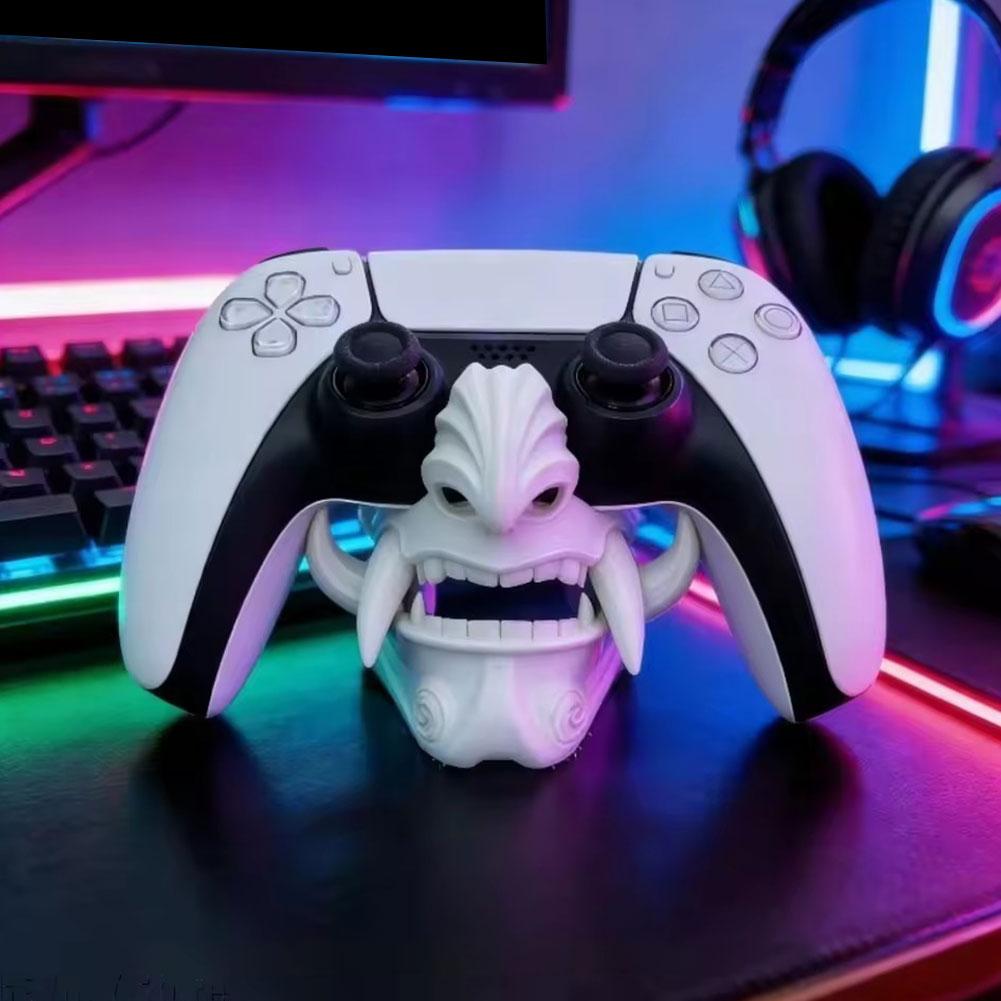 حامل تحكم على شكل قناع شبح لجه - مراجعة Accessories For Your Gaming Room وسعره